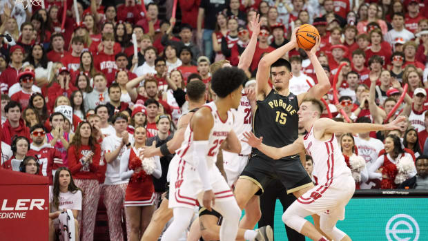 Zach Edey at Wisconsin